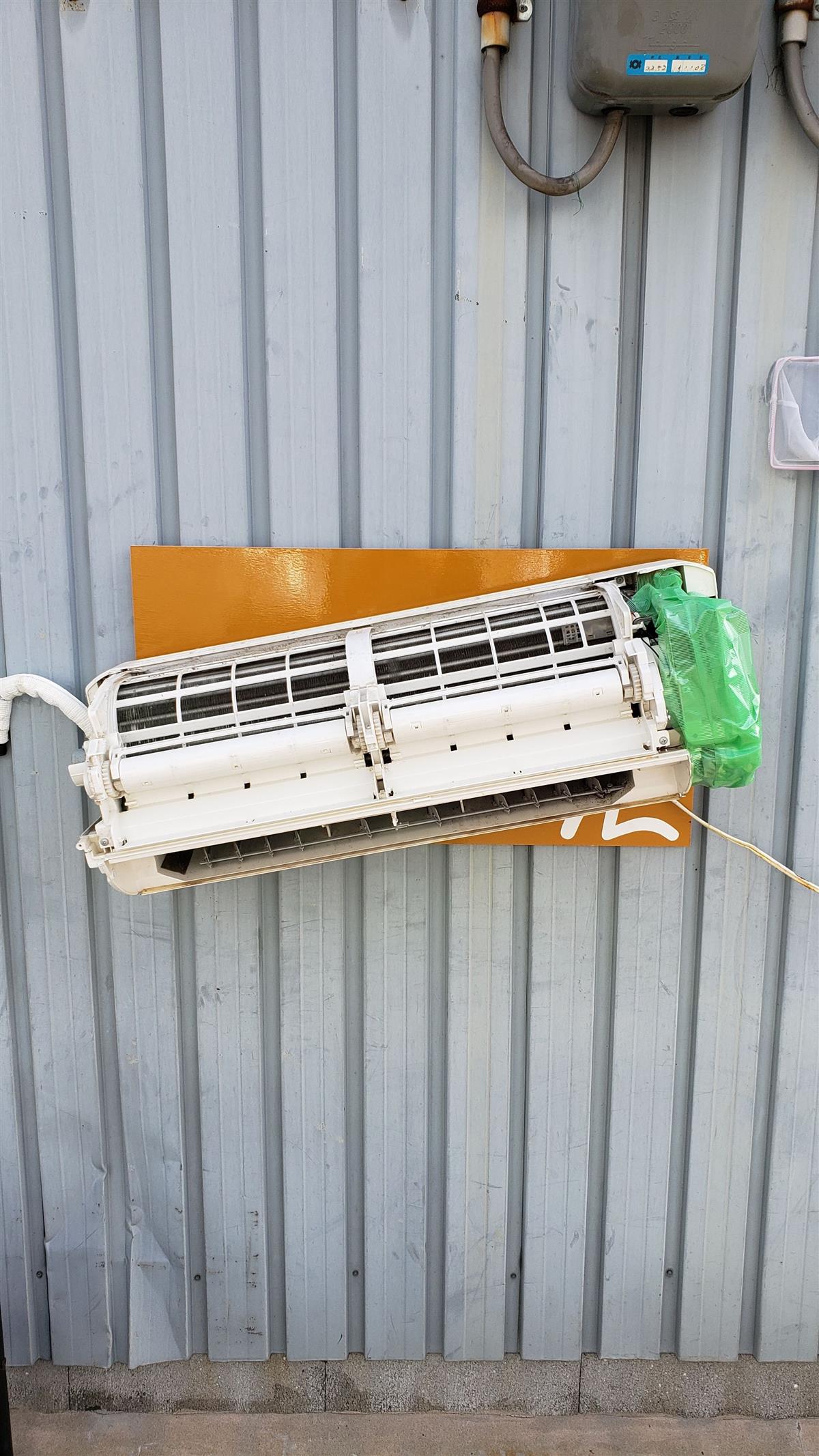 エアコンクリーニング